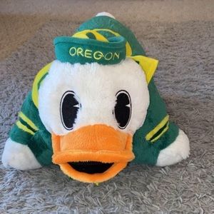 University of Oregon PillowPet